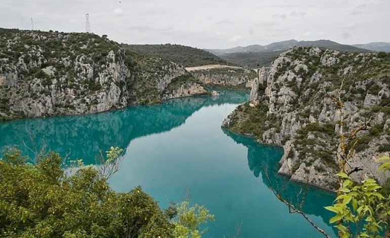 La Confederación Hidrográfica del Ebro licita la implantación de los planes de emergencia de los embalses de Mediano y El Grado, en Huesca