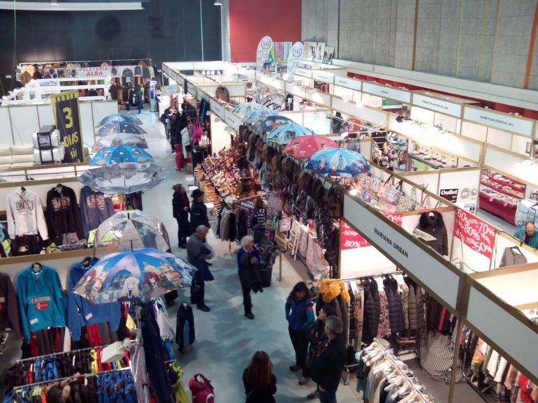 La feria Expo-Huesca abrió ayer sus puertas  en el Palacio de Congresos y Exposiciones