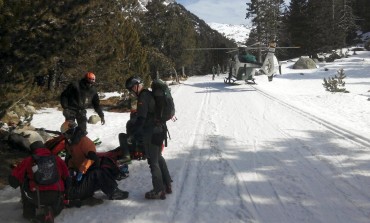 El GREIM de Benasque rescata a una montañera en las inmediaciones de los Llanos del Hospital