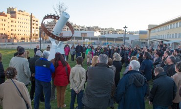 Huesca ya cuenta con el primer reloj de Sol ‘cromosómico’ del Mundo como agradecimiento a los 25 años de apoyo a la Asociación Down