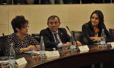 El pleno de la Diputación Provincial de Huesca defiende el papel de las diputaciones