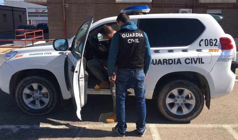 La Guardia Civil detiene a tres personas por un robo en Fraga