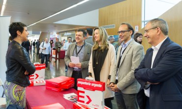 La consejera de Innovación, Investigación y Universidad del Gobierno de Aragón inaugura la XIII Feria de Tiendas Virtuales en Walqa