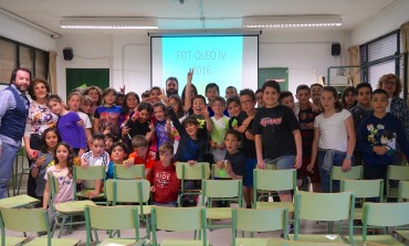 Aceite de oliva y periodismo digital unidos en el Colegio Alto Aragón de Barbastro por Fot-Oleo