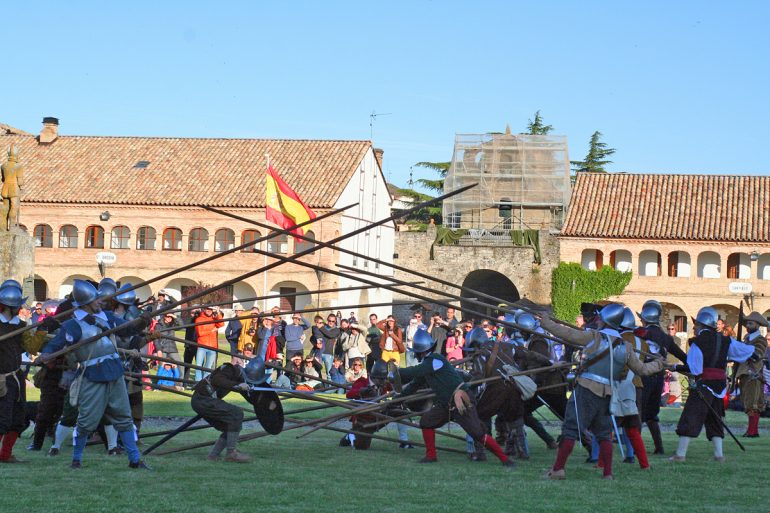 Más de 1.500 espectadores de pago en la Recreación Internacional de los Tercios en Jaca