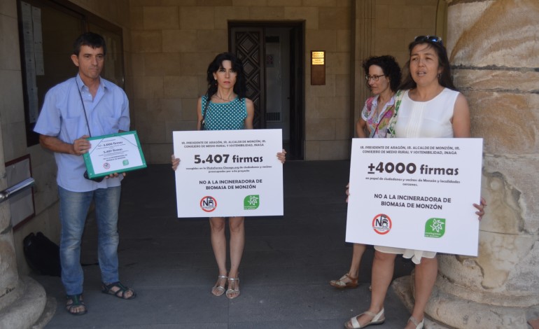 Casi 4000 firmas en papel y 5400 digitales contra la Incineradora de Biomasa de Monzón