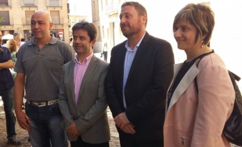 Soro plantea la firma de un convenio con el ayuntamiento de Huesca en materia de vivienda social