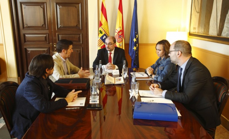 Lambán alerta sobre la preocupante situación en la que quedarán las relaciones entre Aragón y Cataluña si no se cumple la sentencia de entrega de los bienes de Sijena