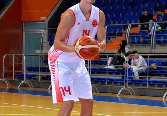 Llega al Magia el ala-pivot Andrija Simovic