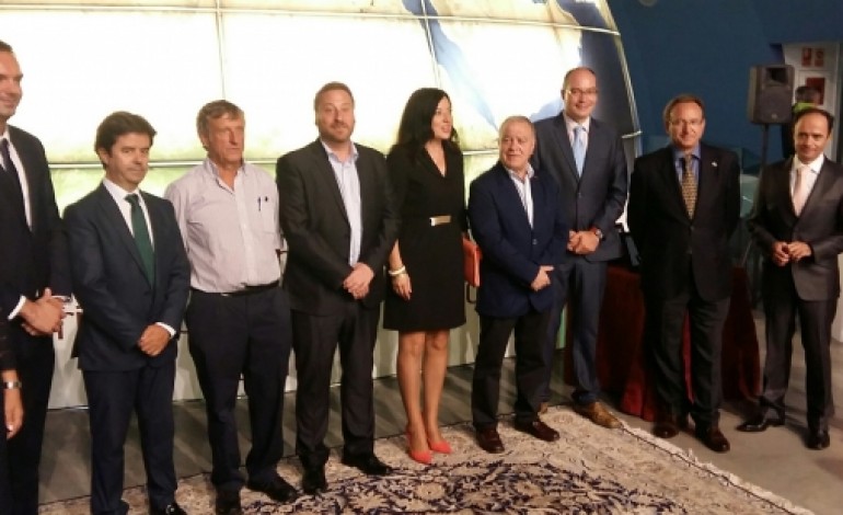 El planetario de Huesca luce con las estrellas del Turismo 2016