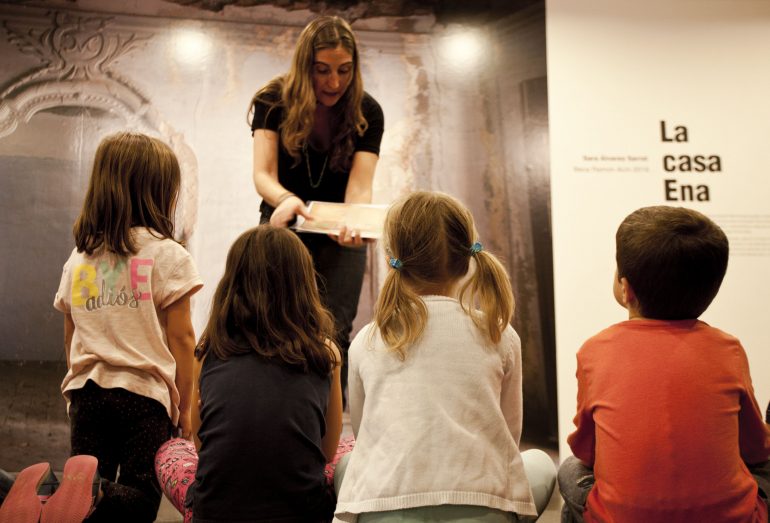 Últimos días para conocer las exposiciones de la Diputación de Huesca con actividades en las que ya han participado 700 personas