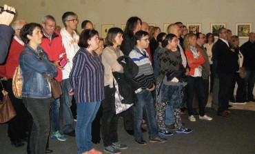 Atades presenta el Vino Amigo de Bodegas Enate en el Museo de Huesca