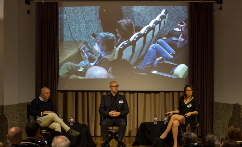 Barbastro se convierte en el foro de debate sobre la evolución del libro electrónico