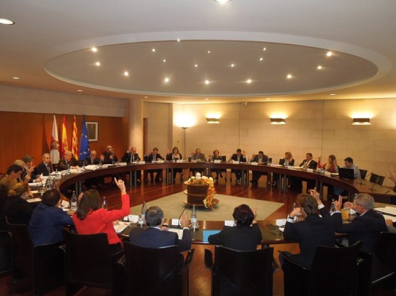 El grupo socialista en la Diputación Provincial de Huesca insta al Gobierno de España a permitir que los ayuntamientos puedan reinvertir su superávit