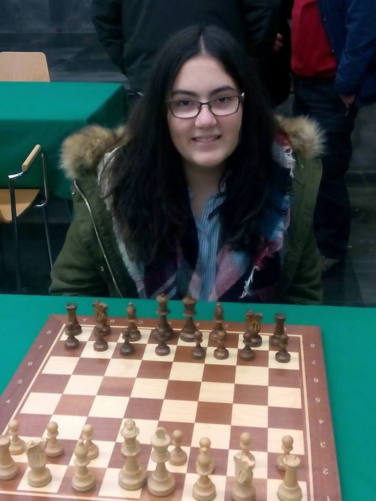 La ajedrecista de Monzón María Garreta se proclama Campeona de Aragón absoluta y juvenil