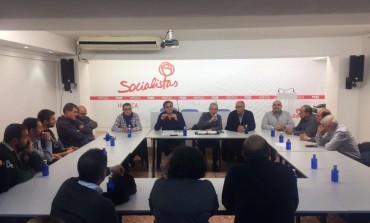 Militantes del PSOE en Huesca piden la convocatoria de primarias y de un congreso extraordinario