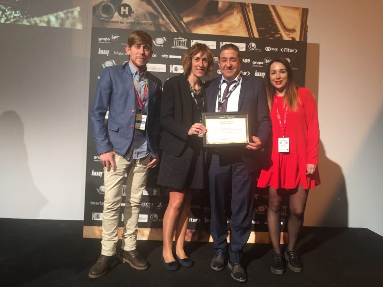 El Hotel Ciudad de Binéfar recibe el premio al mejor proyecto en sostenibilidad y rehabilitación hotelera en España