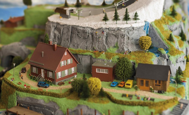 Pirineoland y la creatividad de Huesca La Magia, finalistas en los premios nacionales más importantes dr diseño gráfico