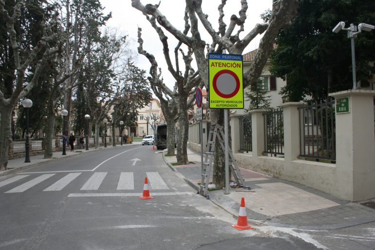 Refuerzo de la señalización de los accesos a la zona peatonal
