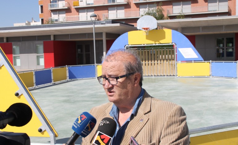 Abierta al público la nueva pista polideportiva el Polígono 41,en la calle Calatayud
