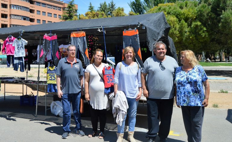 El mercado ambulante de los martes cuenta con 12 nuevos puestos