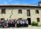 El pueblo de Barbenuta y su antigua escuela cobran vida con el nuevo centro cultural que ya preside rehabilitado la plaza