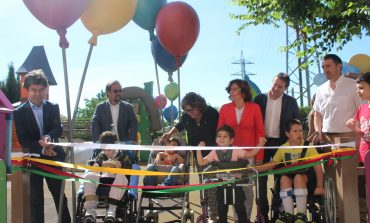 ASPACE Huesca presenta su parque infantil accesible, un espacio de convivencia y rehabilitación fruto de la marcha solidaria y del apoyo de la DPH