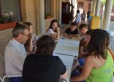 Jóvenes de varias provincias colaboran con usuarios de Down Huesca en la construcción del albergue escuela La Sabina de Fonz