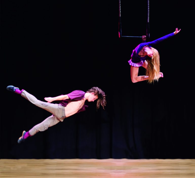 TARDIENTA (HUESCA) aúna este sábado circo y música en un doble programa organizado por Grupo Andante y El Veintiúno en coordinación con el Ayuntamiento monegrino