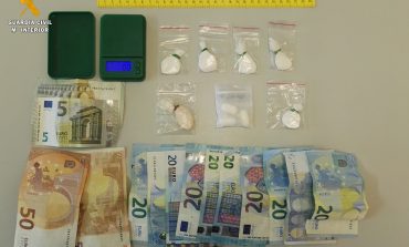 La Guardia Civil investiga a dos personas por un supuesto delito de tráfico de drogas