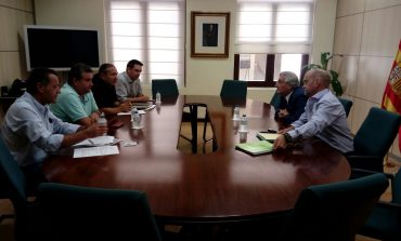 UAGA se ha reunido con el Consejero Olona para buscar financiación para los productores de fruta