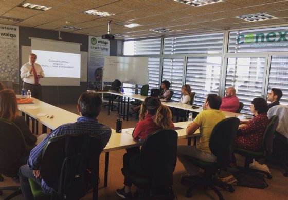 Veintiocho Comunicación Creativa inicia en Walqa junto al consultor Emilio G. Carrasco el ciclo formativo ‘Desarrollo personal con abrefácil’