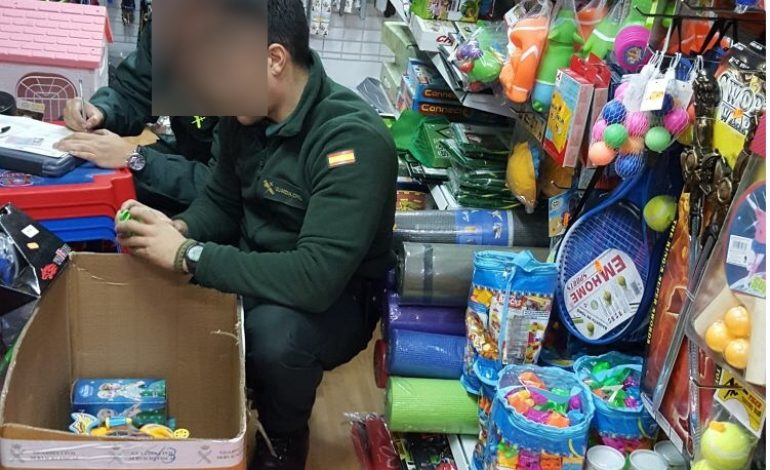 La Guardia Civil interviene 1291 juguetes y productos de higiene de contrabando en la provincia de Huesca