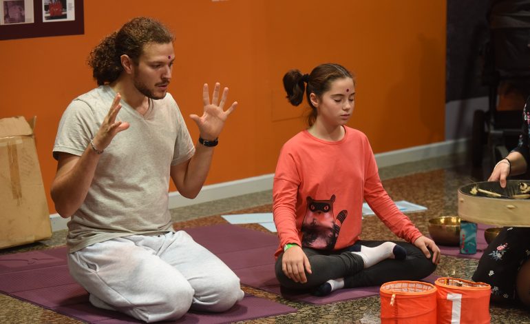 Niños, padres, madres y docentes ponen en práctica la Atención Plena de la mano de los mayores expertos en Mindfulness