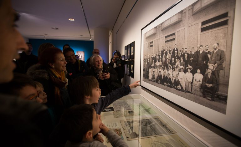 Multitudinaria inauguración de la exposición "Marcelino, el príncipe de los payasos"