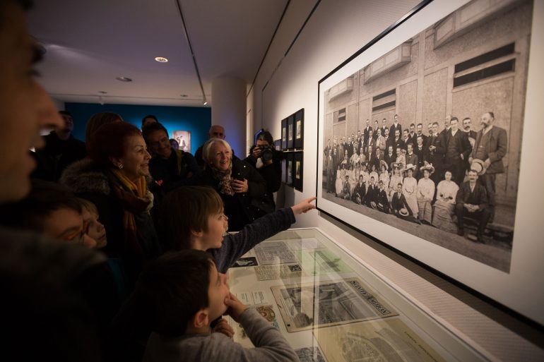 Multitudinaria inauguración de la exposición «Marcelino, el príncipe de los payasos»