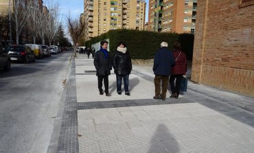 El alcalde de Huesca visita la avenida Pirineos tras la intervención