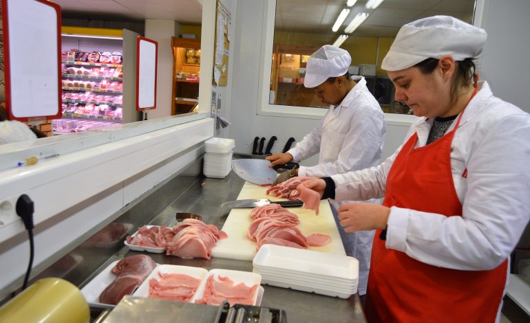 Comienzan las prácticas del curso de Carnicería del Plan Local de Empleo