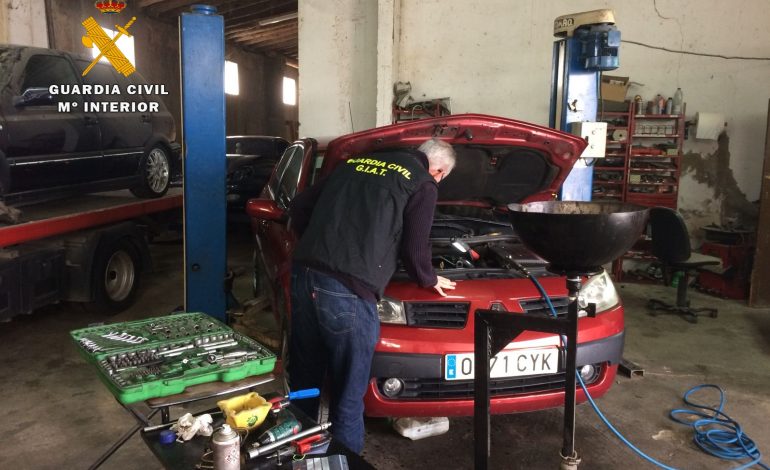 La Guardia Civil detecta un taller ilegal de reparación de automóviles en la Comarca de la Hoya de Huesca