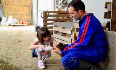 El salón de actos de la DPH acerca la realidad de la escuela rural con la proyección del documental "El lápiz, la nieva y la hierba"