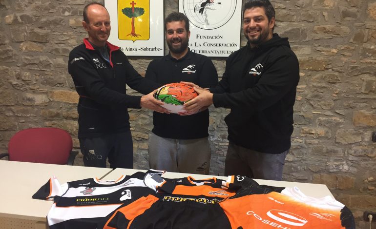 Presentación de un nuevo acuerdo del Quebrantahuesos Rugby Club y la Fundación para la Conservación del Quebrantahuesos