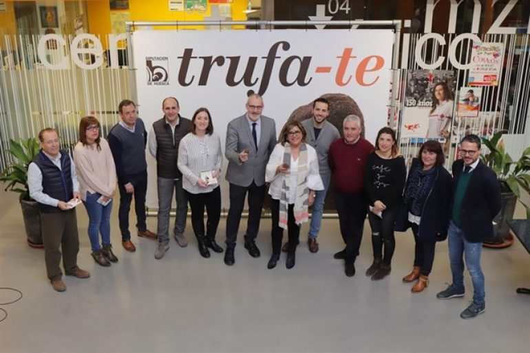 Una jornada festiva en torno a la trufa