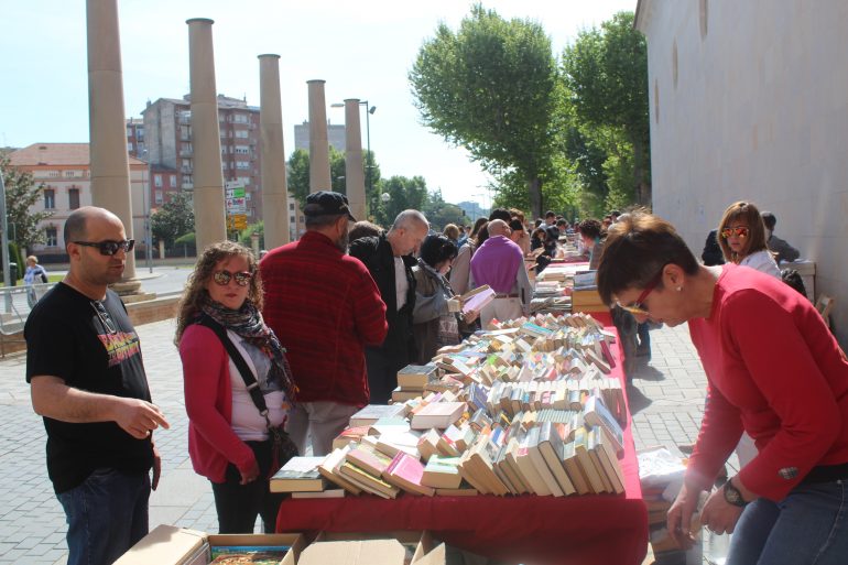 El Ayuntamiento de Monzón imprime el sello del Día de Aragón en todos los actos del fin de semana