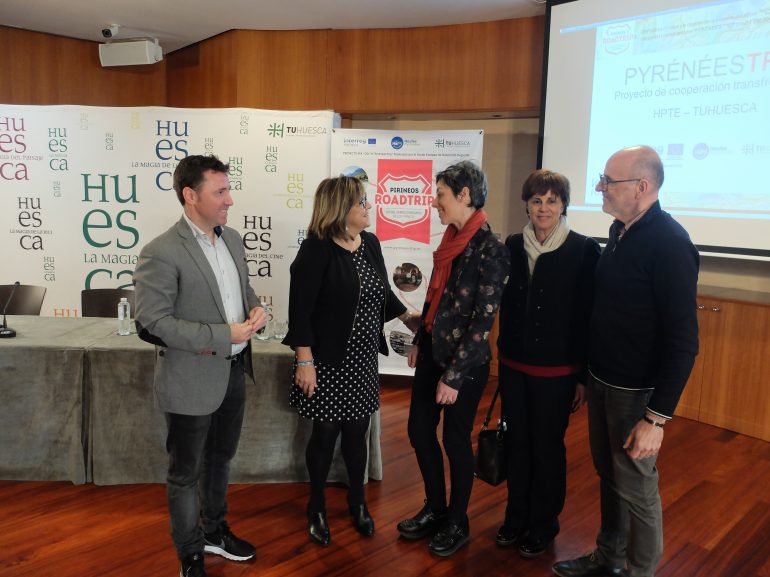 Hautes-Pyrénées y TuHuesca presentan el proyecto Pyrénées Road Trip y muestran la promoción conjunta del Pirineo a los empresarios oscenses