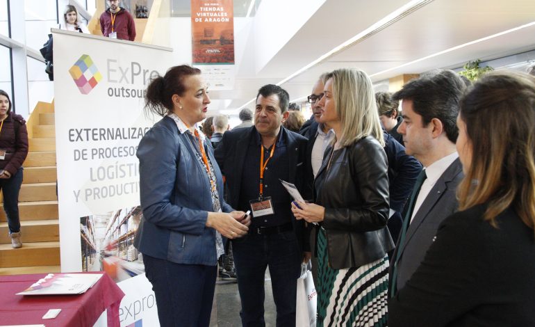 Empresas y estudiantes conocen en la XIII Feria de Tiendas Virtuales de Huesca las últimas tendencias del comercio electrónico