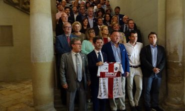 El alcalde anuncia que la SD Huesca lanzará el cohete de San Lorenzo por acuerdo unánime