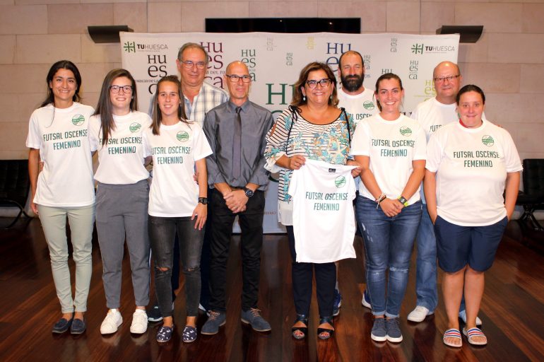 El equipo de fútbol sala femenino de Sariñena inicia una renovada etapa en la ciudad de Huesca