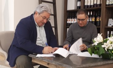 Atades Huesca y la Asociación Provincial de Hostelería firman un convenio de colaboración