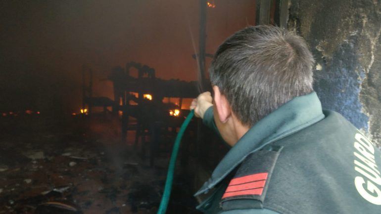 Incendio en una vivienda en Angües