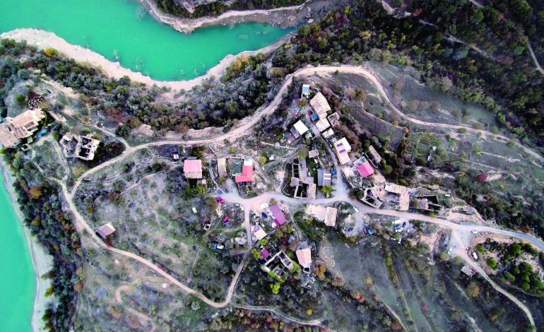 El arquitecto Sixto Marín conversa este jueves en la DPH de los pueblos recuperados en el Alto Aragón que toman forma de exposición